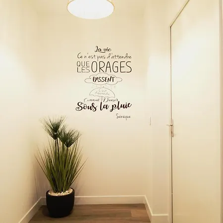 L'Evasion Lourdaise Terrasse Centre Parking Wifi Apartment Lourdes Exterior photo